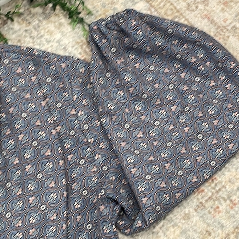 Max Studio blouse - Picture 5 of 11